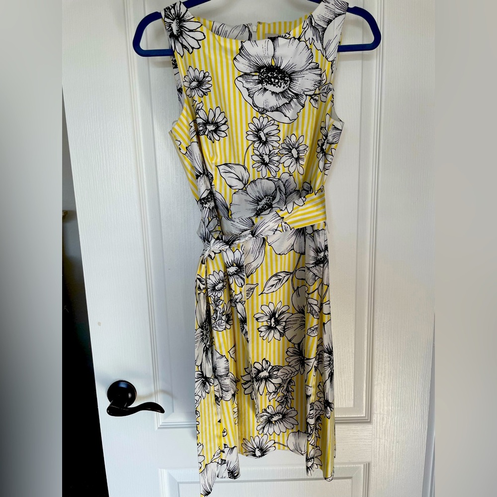 Anne Klein size 4 womens dress.